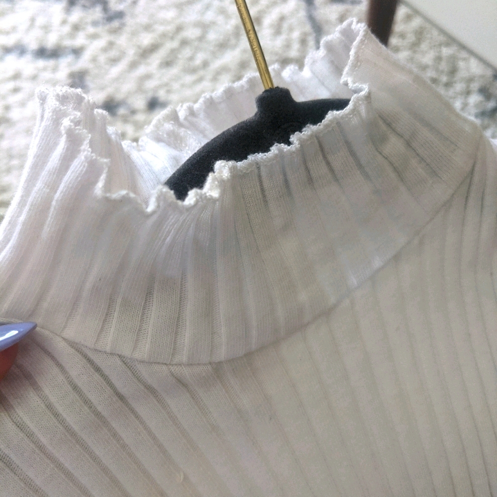 Lovers + Friends Mock Neck Bodysuit - Picture 3 of 7